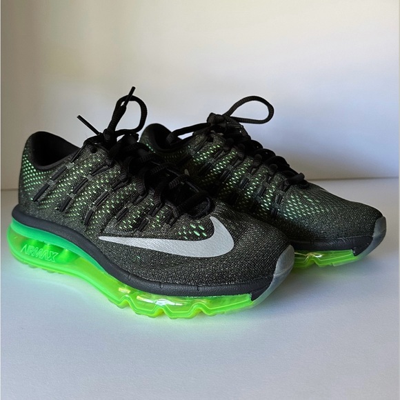 NIKE AIR MAX 2016 (GS) BLACK VOLT - BRAND NEW - Picture 1 of 6